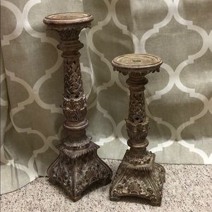 CANDLE HOLDER PAIR